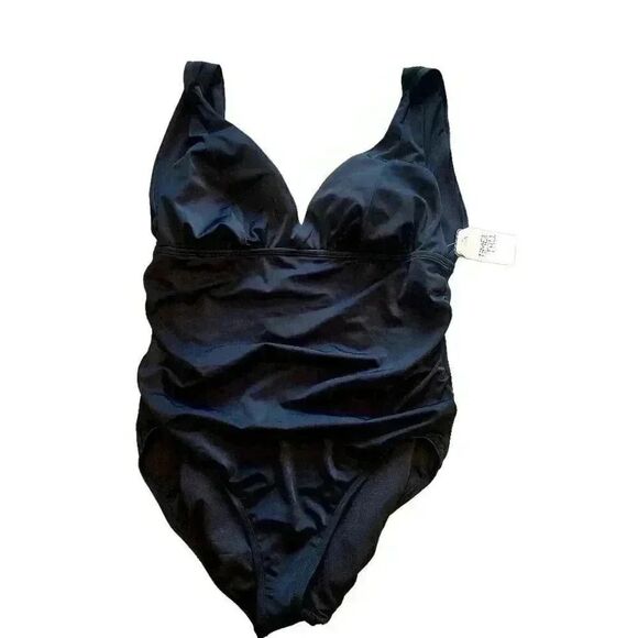 Time & Tru Women's Black Poly/Spandex Slimming Full Seat Coverage One Piece Swim - Picture 2 of 11